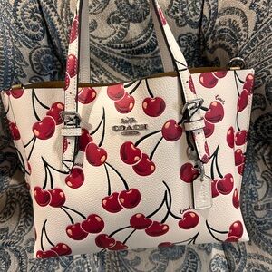 Coach Leather Cherry Molly 25 LIKE NEW CONDITION